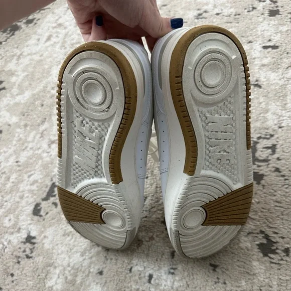 Nike Gamma Force Women's Shoes Size 9.5 - Picture 6 of 7